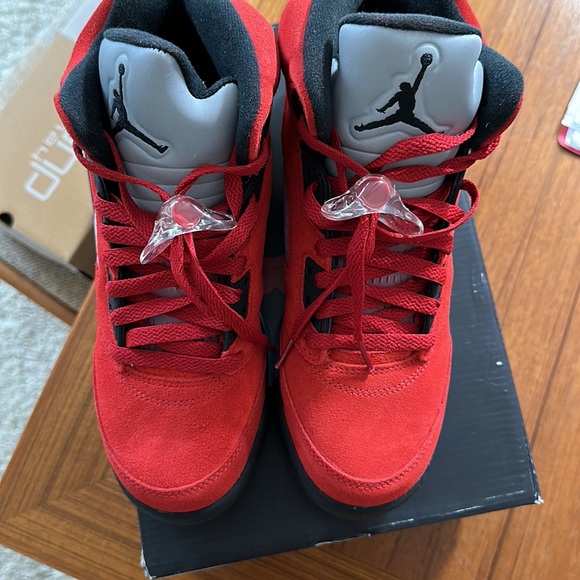Brand New Retro GS Raging Bull Jordan’s - Picture 6 of 10